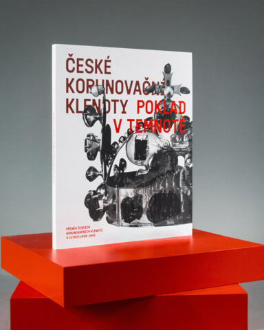 České korunovační klenoty: Poklad v temnotě – Publikace