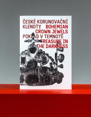 České korunovační klenoty: Poklad v temnotě – Publikace
